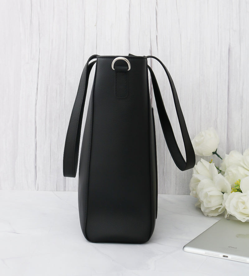 A La mode  - Black Tote bag