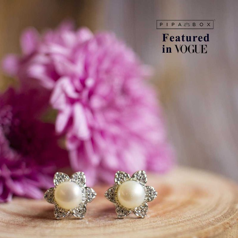 Starry - 100% Fresh Water Pearl Studs