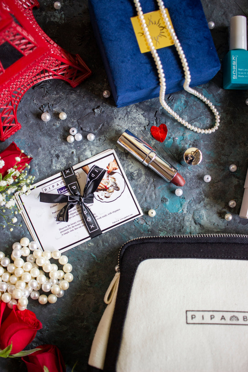 Take me to a date...- Subscription Box