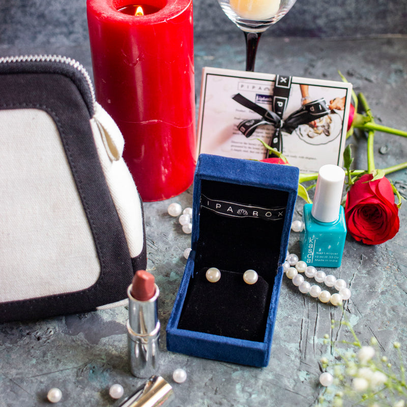 Take me to a date...- Subscription Box