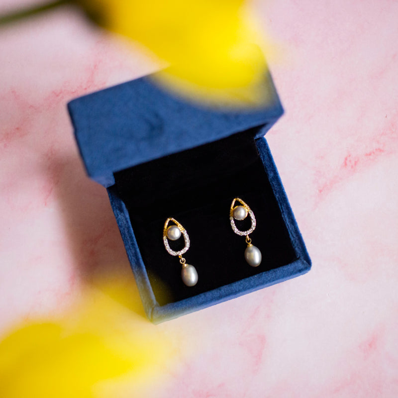 Bulan - 100% Fresh Water Pearl Earrings