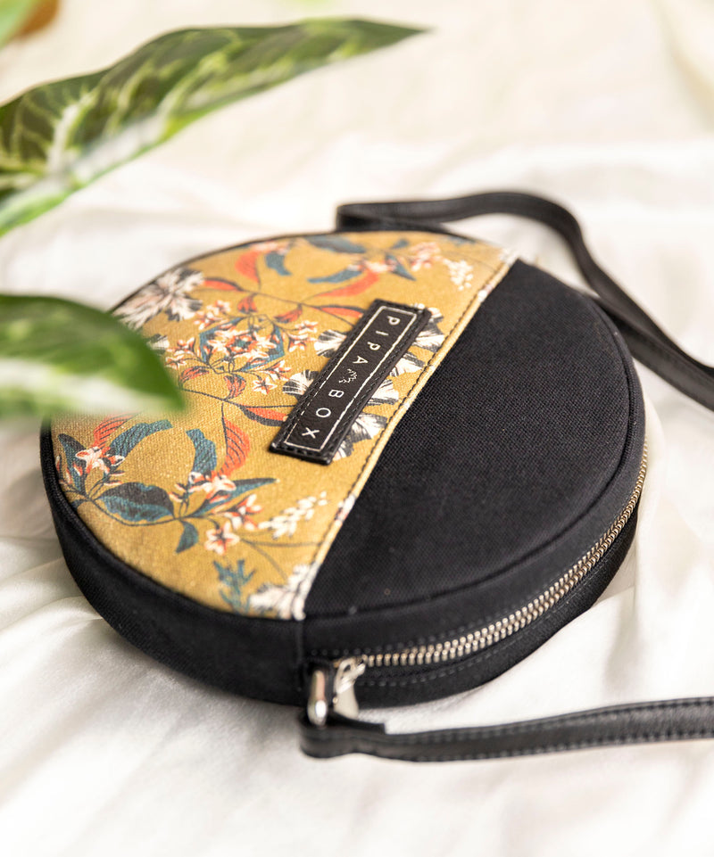 SHIRLEY - Sling Bag
