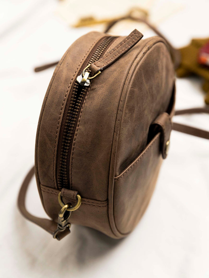 ZOLA Sling Bag - Hunter Leather Bag